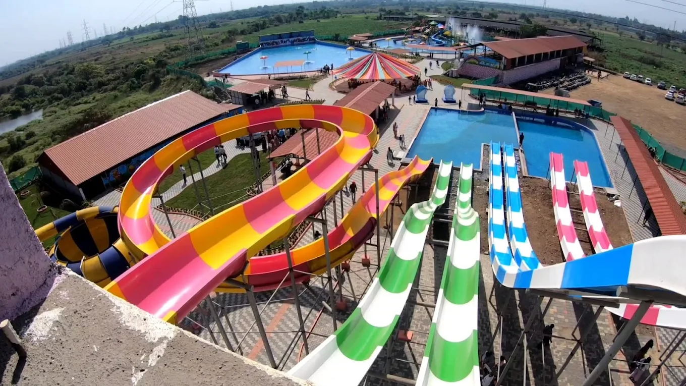Rainbow Water Park