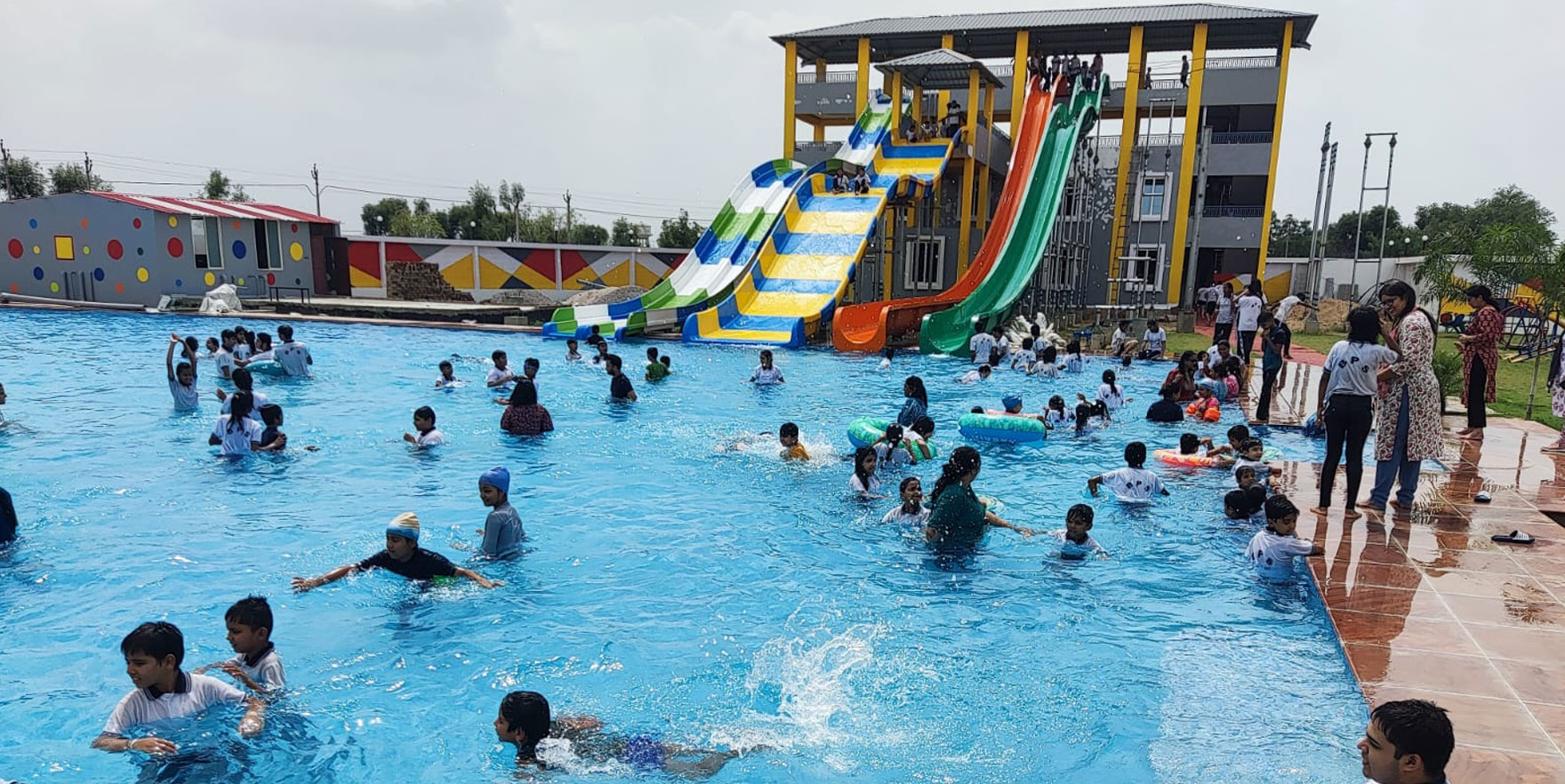 Fun Fair Water Park